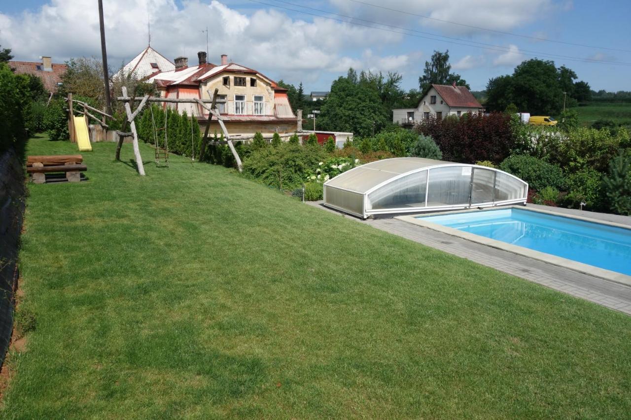 Pod Lipou Hotel Dolni Brusnice Exterior photo